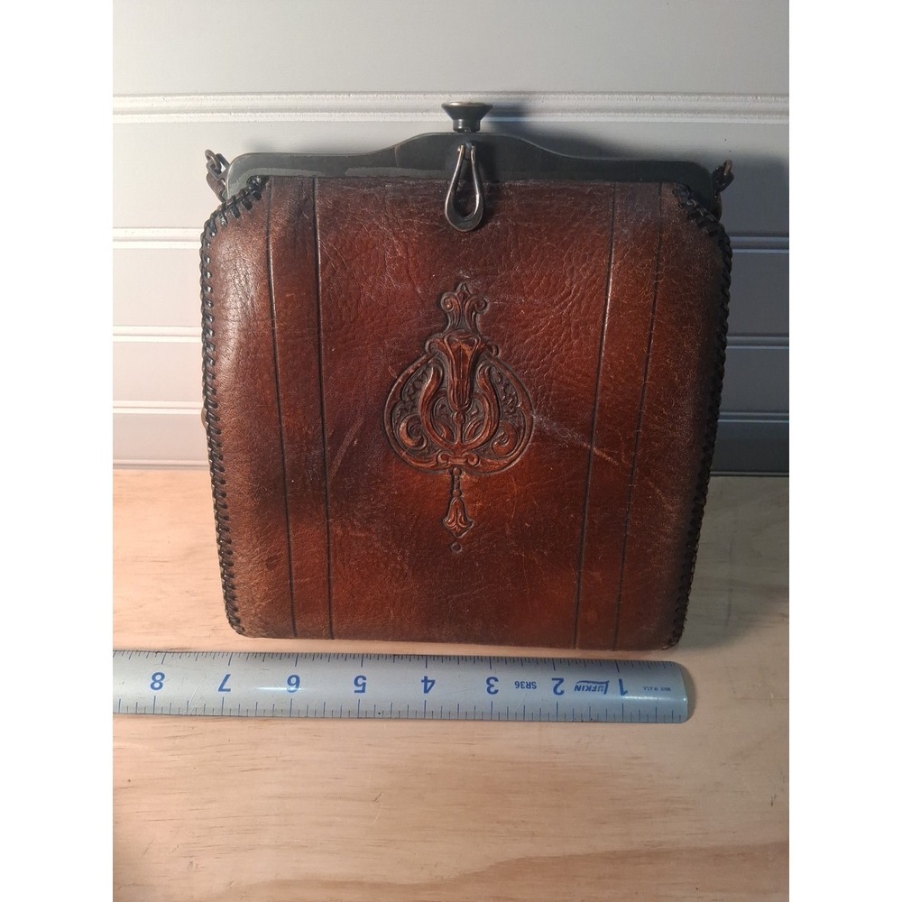 Vintage Antique Floral Decorated Tooled Leather Arts & Crafts Style Purse - Picture 6 of 6